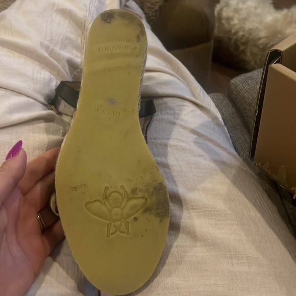 Black Gucci gently used espadrilles size 40(10) - Picture 10 of 13